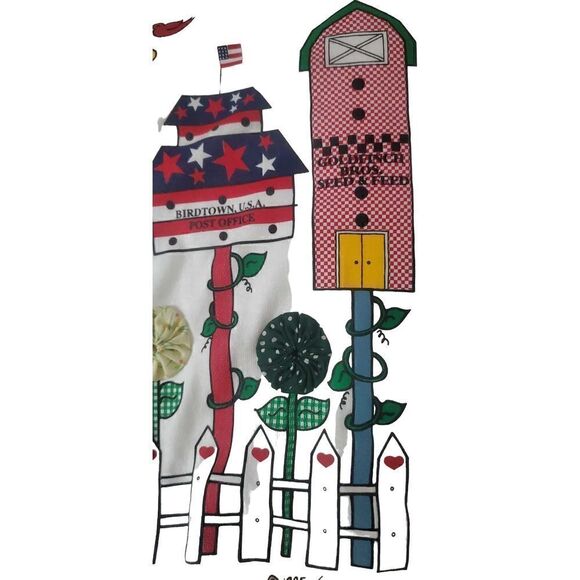 NWOT ALORE SCREEN PRINT TSHIRT - Picture 2 of 4